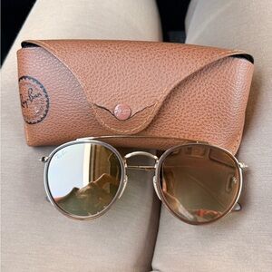 Ray-Ban Gold Sunglasses with Brown Case